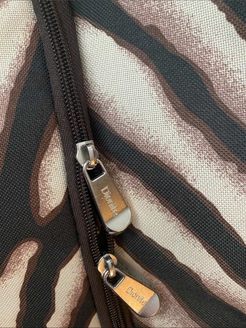 Zebra-Print Tote Bag in Brown and Cream - Picture 4 of 9